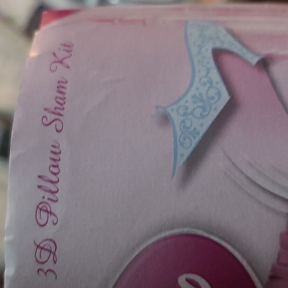 Disney's make your own pillow sham (blue 20) - Picture 3 of 5